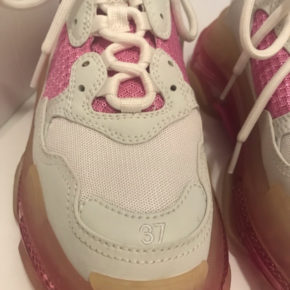 AUTHENTIC ; BALENCIAGA, TRIPLE S,WOMEN SNEAKERS. - Picture 3 of 5